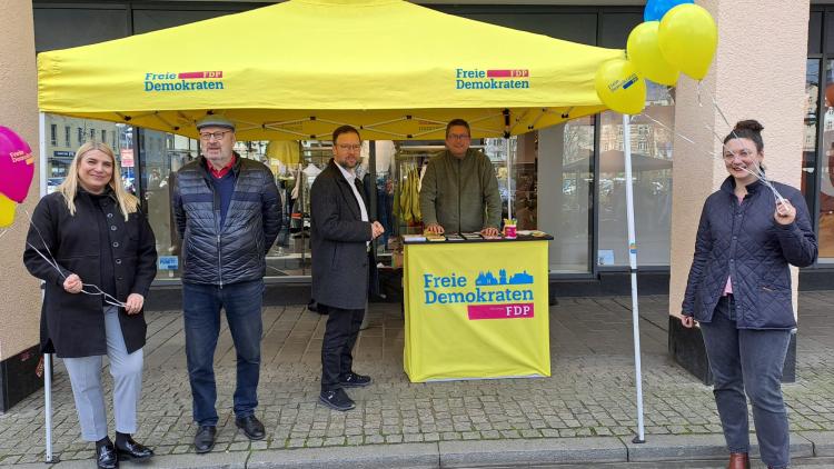 Infostand Thomas Nitzsche FDP Jena Saale-Holzland